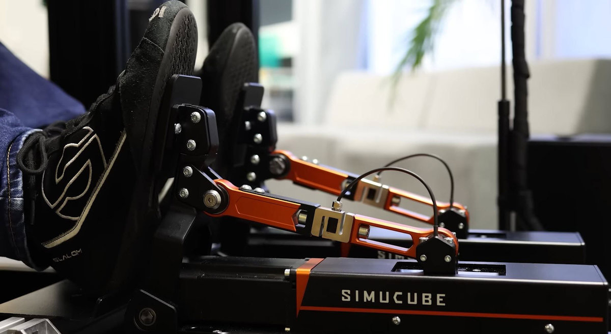 The Best Sim Racing Pedals: Buyer's Guide 2025 Edition